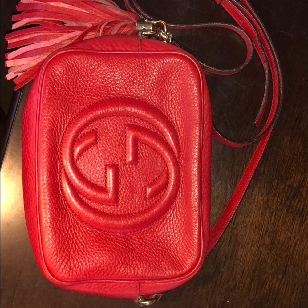 Authentic Gucci Soho Disco Red. Well-Used.